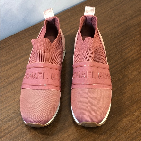 Michael Michael Kors Trainer Sneakers NWOT - Picture 2 of 14